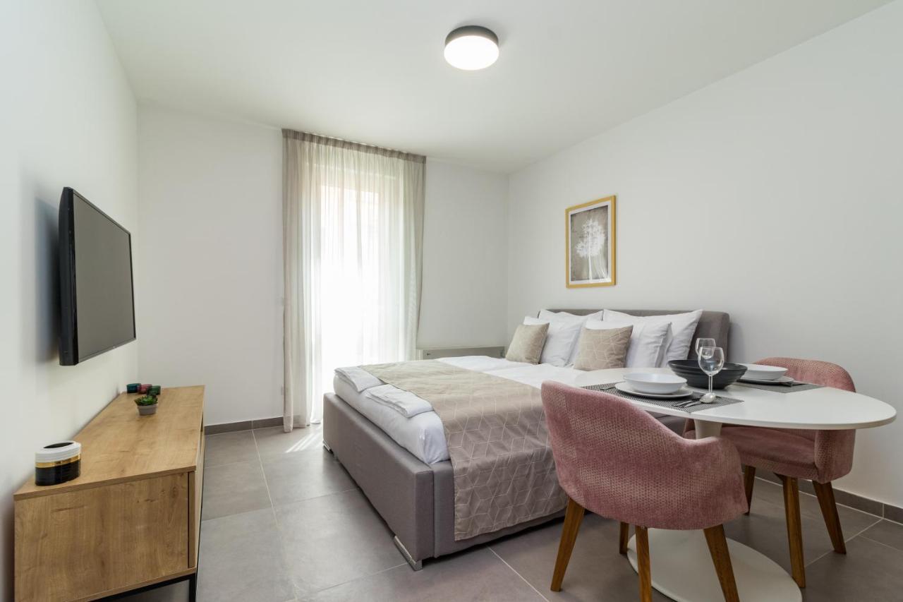 Luxury Apartments Magali Rovinj Exterior photo
